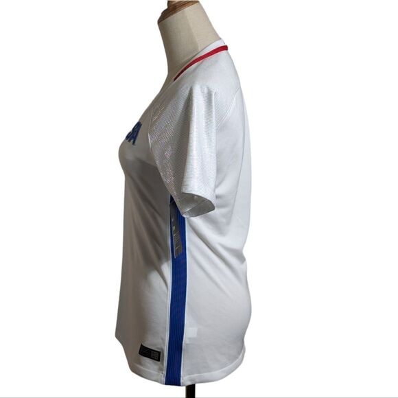 Nike USA White Stretch Tee Shirt NWT - Picture 5 of 8